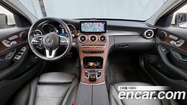 Mercedes-Benz C-Class C200 Avantgarde