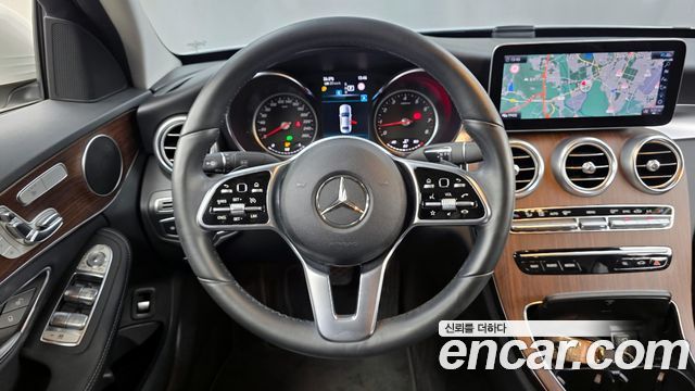 Mercedes-Benz C-Class C200 Avantgarde