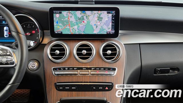 Mercedes-Benz C-Class C200 Avantgarde
