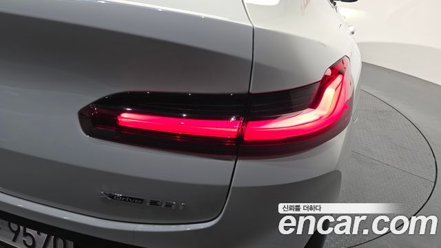 BMW X4 xDrive20i M Sport