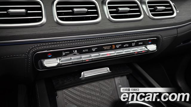 Mercedes-Benz GLE-Class GLE450 4MATIC AMG Line