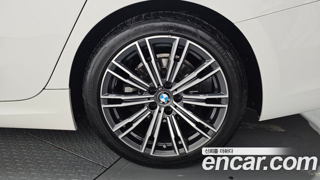 BMW 3-Series 320i M Sport