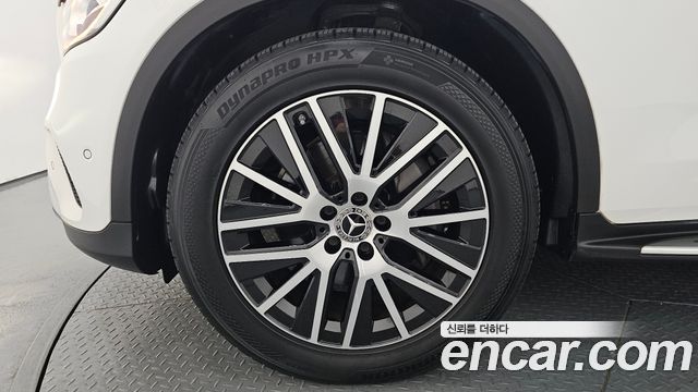 Mercedes-Benz GLC-Class GLC220 d 4MATIC