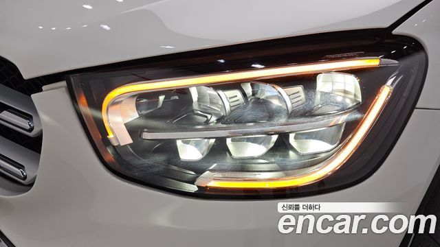 Mercedes-Benz GLC-Class GLC220 d 4MATIC