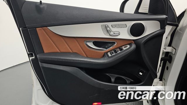 Mercedes-Benz GLC-Class GLC220 d 4MATIC