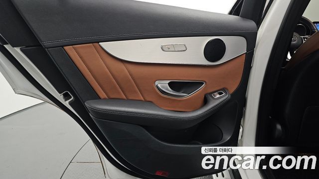 Mercedes-Benz GLC-Class GLC220 d 4MATIC