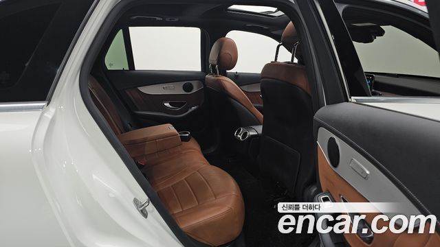 Mercedes-Benz GLC-Class GLC220 d 4MATIC
