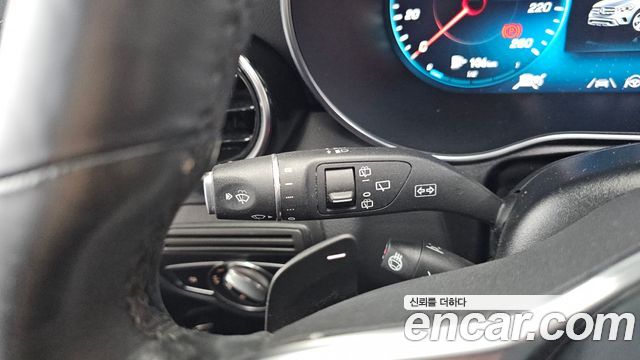 Mercedes-Benz GLC-Class GLC220 d 4MATIC