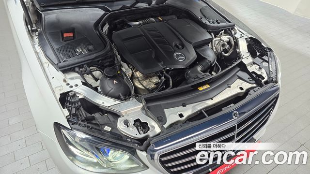 Mercedes-Benz E-Class E220d 4MATIC Exclusive