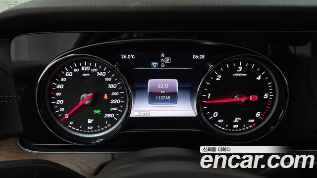 Mercedes-Benz E-Class E220d 4MATIC Exclusive