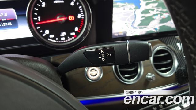 Mercedes-Benz E-Class E220d 4MATIC Exclusive