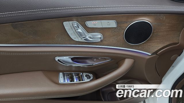 Mercedes-Benz E-Class E220d 4MATIC Exclusive