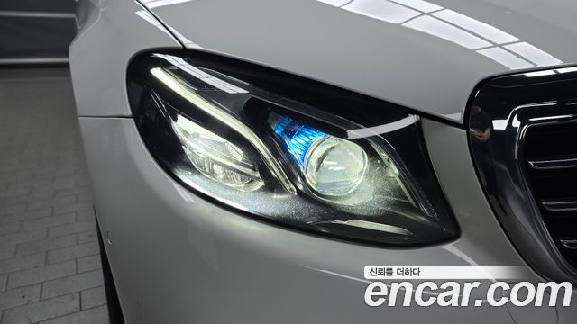 Mercedes-Benz E-Class E220d 4MATIC Exclusive