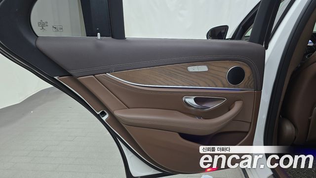 Mercedes-Benz E-Class E220d 4MATIC Exclusive
