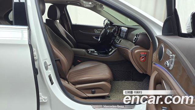 Mercedes-Benz E-Class E220d 4MATIC Exclusive