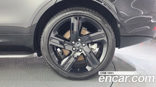 Land Rover Discovery P360 Dynamic HSE
