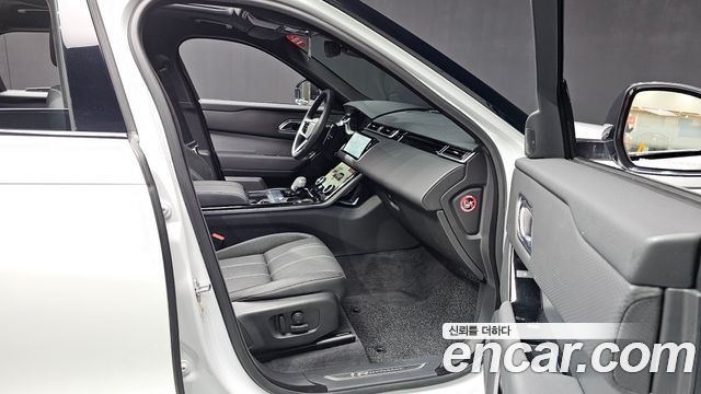 Land Rover Range Rover Velar 3.0 P400 R-Dynamic SE
