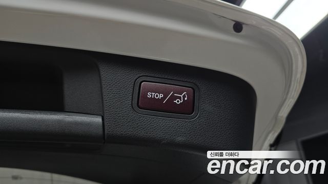 Mercedes-Benz GLA-Class GLA220