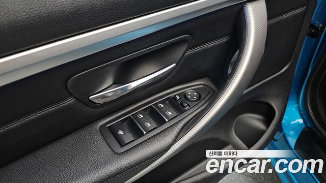 BMW 4-Series 430i M Sport Convertible