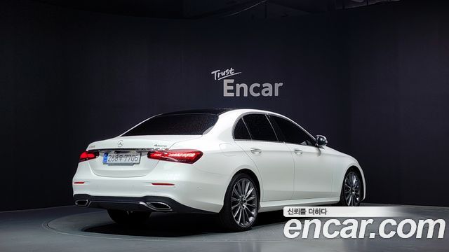 Mercedes-Benz E-Class E350 4MATIC AMG Line