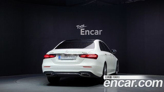 Mercedes-Benz E-Class E350 4MATIC AMG Line