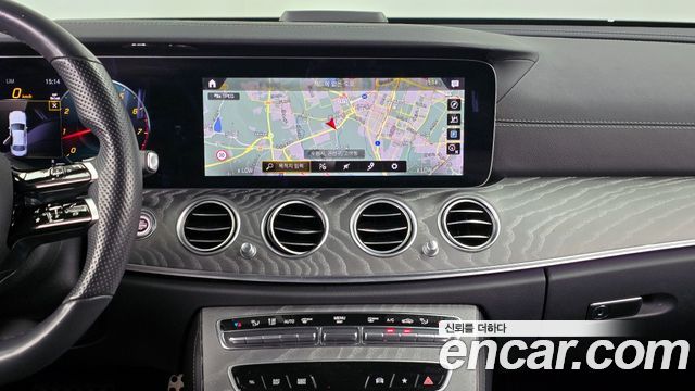 Mercedes-Benz E-Class E350 4MATIC AMG Line