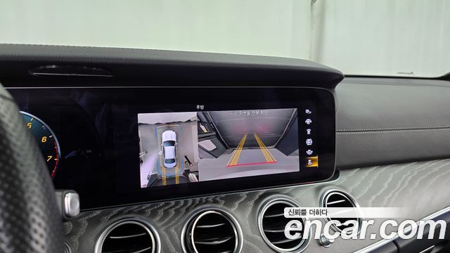 Mercedes-Benz E-Class E350 4MATIC AMG Line