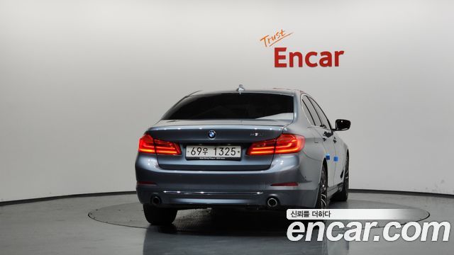 BMW 5-Series 530i Luxury Plus