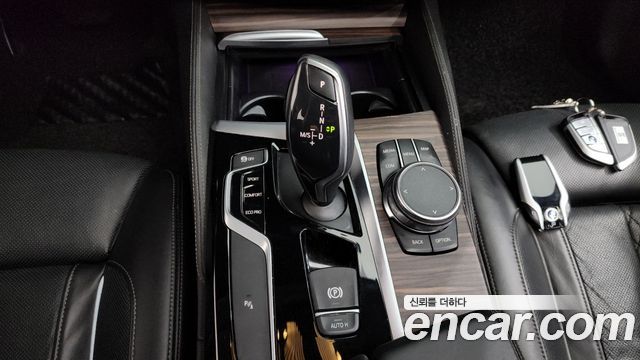 BMW 5-Series 530i Luxury Plus