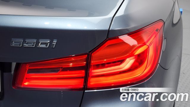 BMW 5-Series 530i Luxury Plus
