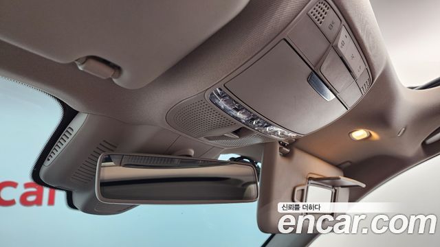 Mercedes-Benz E-Class E300 4MATIC Avnatgarde