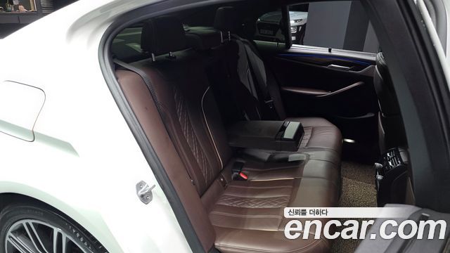 BMW 5-Series 530i xDrive M Sport Package Plus