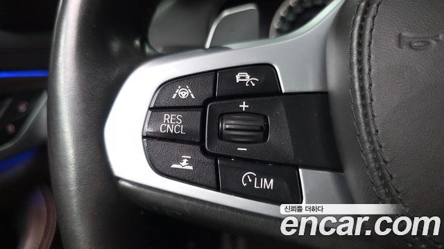 BMW 5-Series 530i xDrive M Sport Package Plus