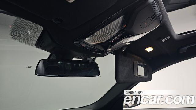 BMW 5-Series 530i xDrive M Sport Package