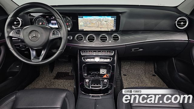Mercedes-Benz E-Class E220d Avantgarde