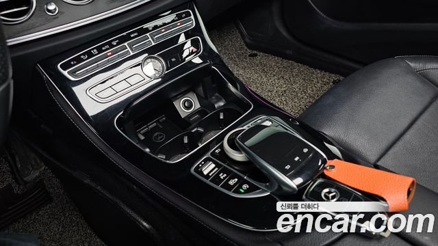 Mercedes-Benz E-Class E220d Avantgarde