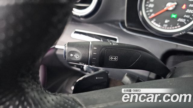 Mercedes-Benz E-Class E220d Avantgarde