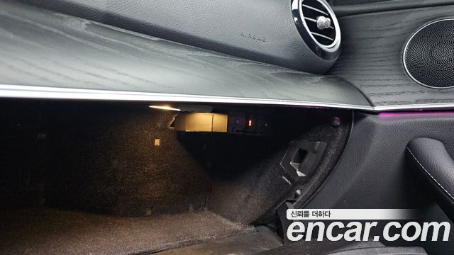 Mercedes-Benz E-Class E220d Avantgarde