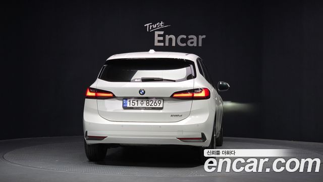 BMW 2-Series 218d Advantage