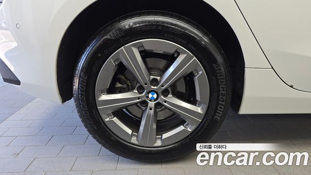 BMW 2-Series 218d Advantage