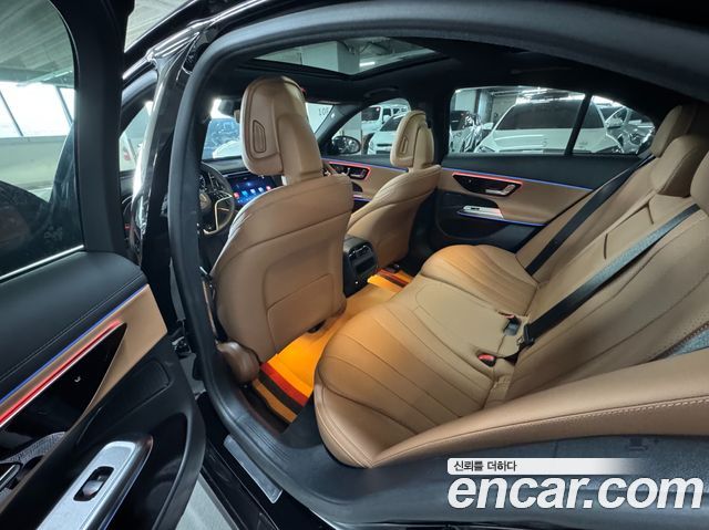 Mercedes-Benz E-Class E200 Avantgarde