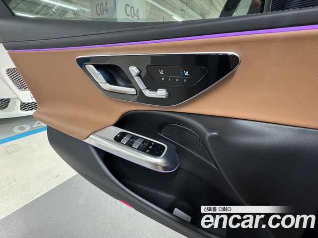 Mercedes-Benz E-Class E200 Avantgarde