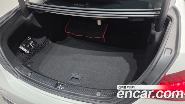Mercedes-Benz E-Class E250 Avantgarde