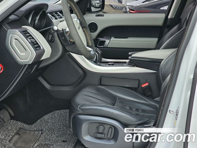 Land Rover Range Rover Sport 3.0 SDV6 HSE