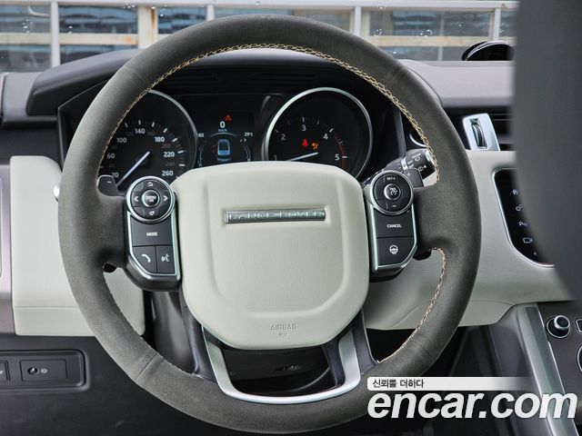 Land Rover Range Rover Sport 3.0 SDV6 HSE