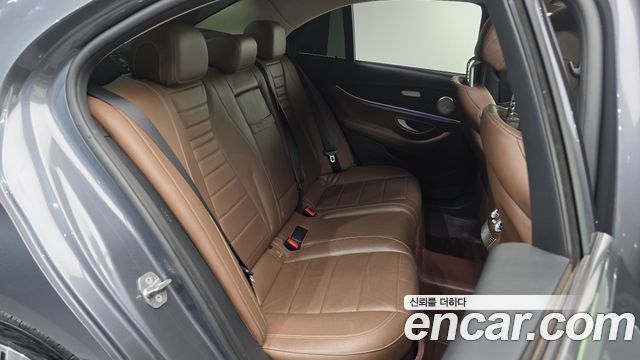 Mercedes-Benz E-Class E220d Avantgarde