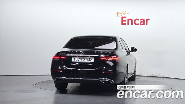 Mercedes-Benz E-Class E250 Avantgarde