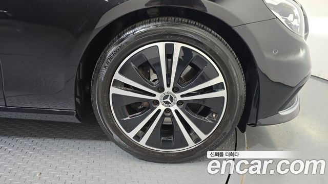 Mercedes-Benz E-Class E250 Avantgarde