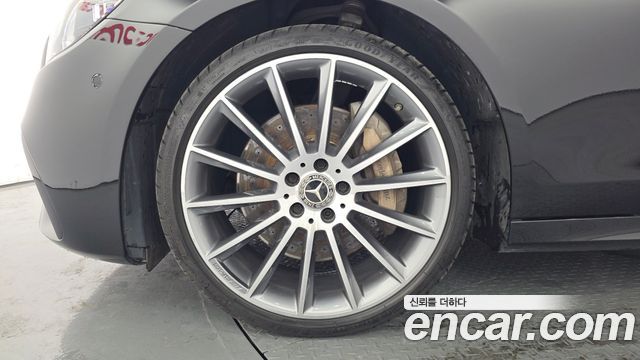 Mercedes-Benz E-Class E350 4MATIC AMG Line