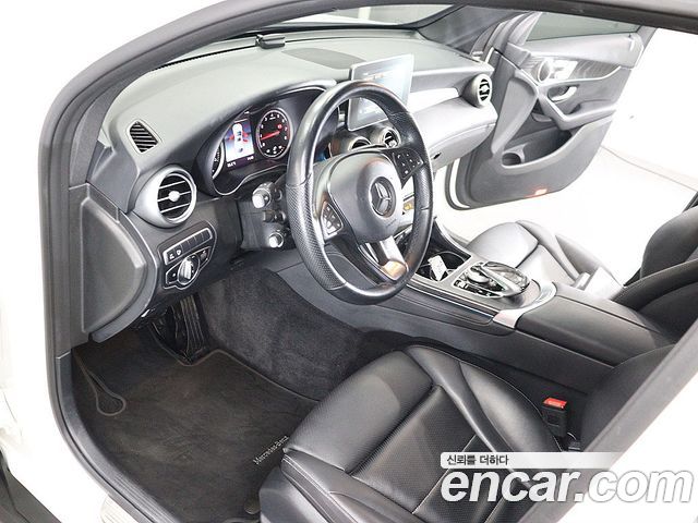 Mercedes-Benz GLC-Class GLC300 4MATIC